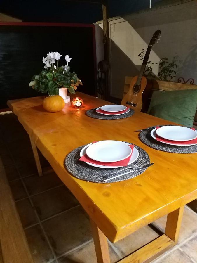 La Casa De Huespedes Apartment Puebla de Vallbona Ngoại thất bức ảnh