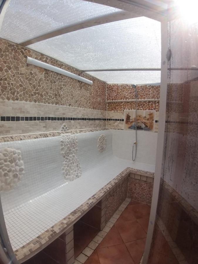 La Casa De Huespedes Apartment Puebla de Vallbona Ngoại thất bức ảnh